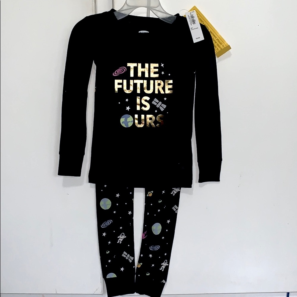 NWT girls 5T cotton long sleeve PJ set